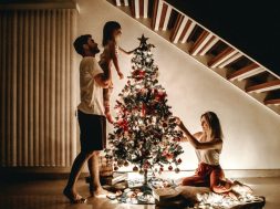 decorate-christmas-tree-jonathan-borba-unsplash.jpg