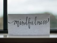 Mindfulness-sign-by-Lesly-Juarez-unsplash.jpg